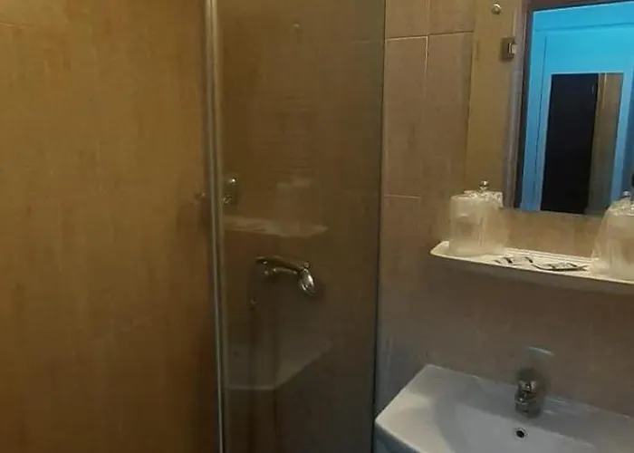 Viilor Готель *